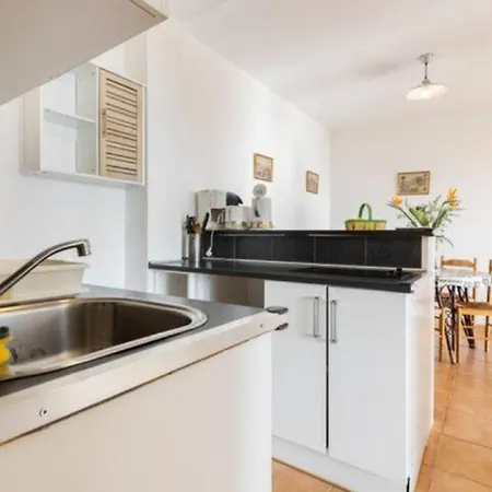 Location 2 Pieces Sur A 3km De Monaco