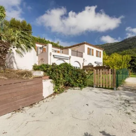 Location 2 Pieces Sur A 3km De Monaco Эз