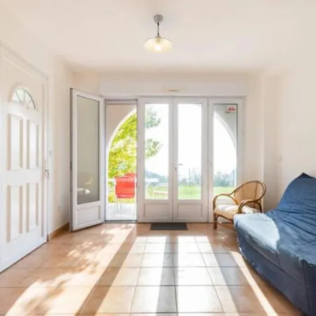 Дом отдыха Location 2 Pieces Sur A 3km De Monaco Эз