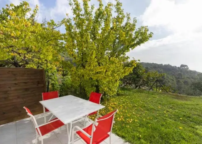 Location 2 Pieces Sur A 3km De Monaco بيت للعطل إز